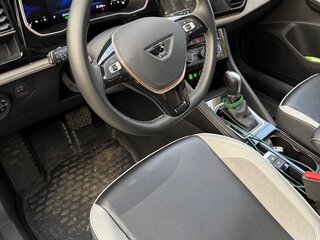 2023 Jetta VS7 I Рестайлинг 1, белый, 1950000 рублей, вид 5