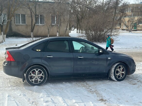 2007 Ford Focus II, серый - вид 1