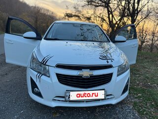 2013 Chevrolet Cruze I Рестайлинг, белый, 760000 рублей, вид 3