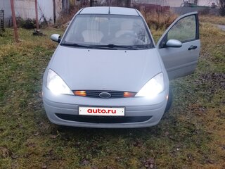 2000 Ford Focus I (North America), серебристый, 260000 рублей, вид 5