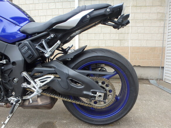 2017 Yamaha MT-10, синий, 1280000 рублей - вид 12