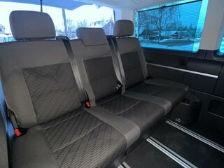 2010 Volkswagen Multivan T5 Рестайлинг, серебристый, 2600000 рублей, вид 4