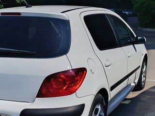 2006 Peugeot 307 I Рестайлинг, белый, 510000 рублей, вид 5