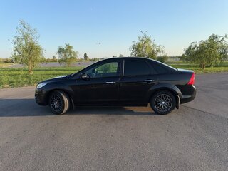 2010 Ford Focus II Рестайлинг, чёрный, 600000 рублей, вид 4