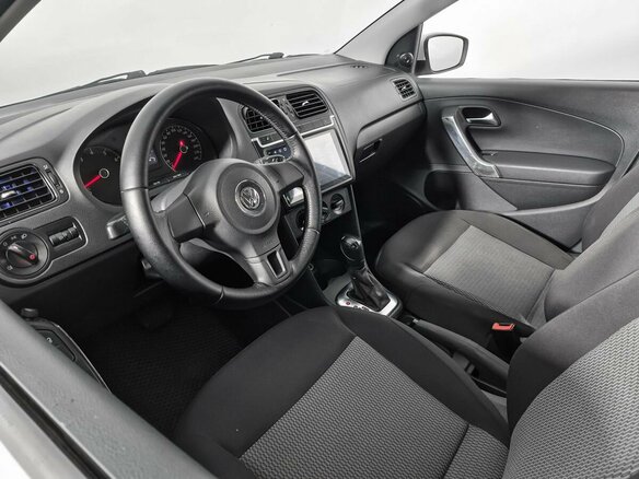 2014 Volkswagen Polo V, белый - вид 12