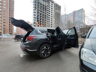 2023 Hyundai Santa Fe IV Рестайлинг, серый, 5380000 рублей, вид 5