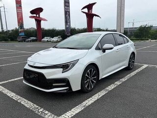 2022 Toyota Levin XII (E210) Рестайлинг, белый, 1360000 рублей, вид 1