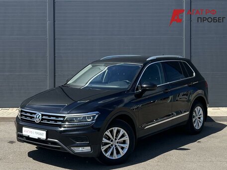 2017 Volkswagen Tiguan Allspace II, чёрный, 1760000 рублей, вид 1