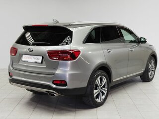 2019 Kia Sorento III Prime Рестайлинг, серебристый, 3320000 рублей, вид 5