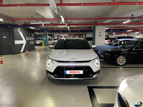 2023 Kia Niro II, белый, 2100000 рублей, вид 5