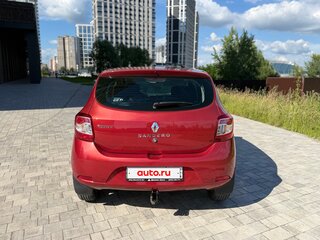 2014 Renault Sandero II, красный, 550000 рублей, вид 5