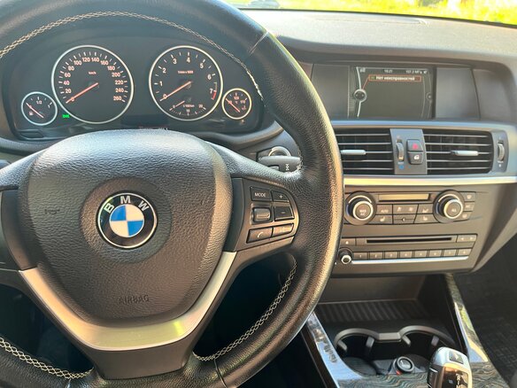 2013 BMW X3 28i xDrive II (F25), белый - вид 12