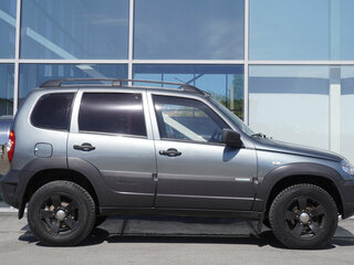 2015 Chevrolet Niva I Рестайлинг, серый, 640000 рублей, вид 4