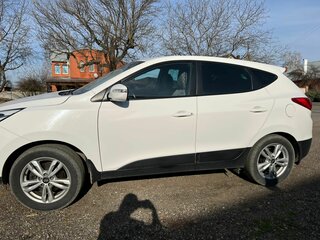 2014 Hyundai ix35 I Рестайлинг, белый, 1600000 рублей, вид 4