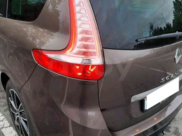 2013 Renault Scenic Grand III Рестайлинг, коричневый, 999000 рублей - вид 16