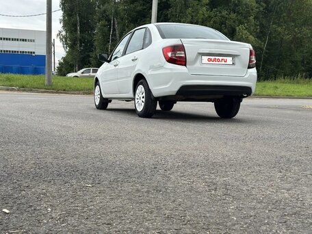 2024 Lada (ВАЗ) Granta I Рестайлинг, белый, 580000 рублей, вид 4