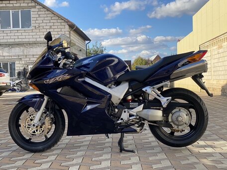 2002 Honda VFR 800, синий, 500000 рублей, вид 4
