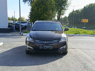 2015 Hyundai Solaris I Рестайлинг, коричневый, 599000 рублей, вид 2