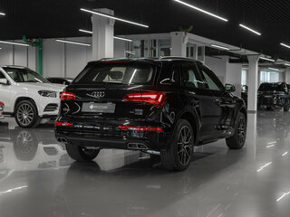 2026 Audi Q5 L 45 TFSI II (FY) Рестайлинг, чёрный, 5670000 рублей, вид 5