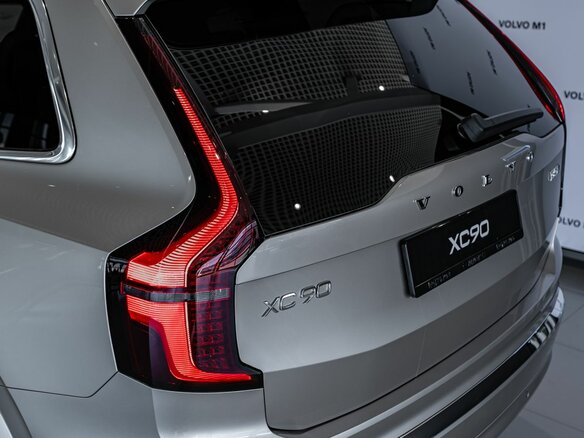 2026 Volvo XC90 B5 II Рестайлинг 2, золотистый, 10500000 рублей - вид 15