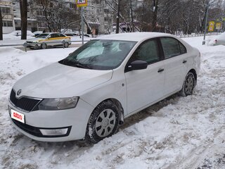 2016 Skoda Rapid I, белый, 900000 рублей, вид 1