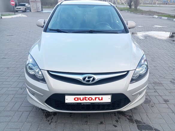 2011 Hyundai i30 I Рестайлинг, бежевый, 730000 рублей