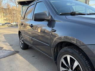2015 Lada (ВАЗ) Kalina II, серебристый, 500000 рублей, вид 2