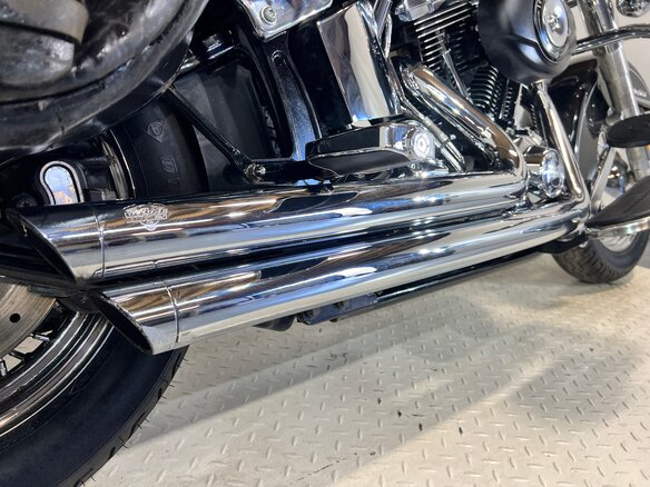 2012 Harley-Davidson Heritage, чёрный, 660000 рублей - вид 12
