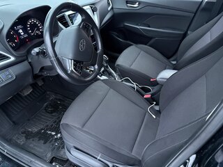 2018 Hyundai Solaris II, чёрный, 1350000 рублей, вид 5