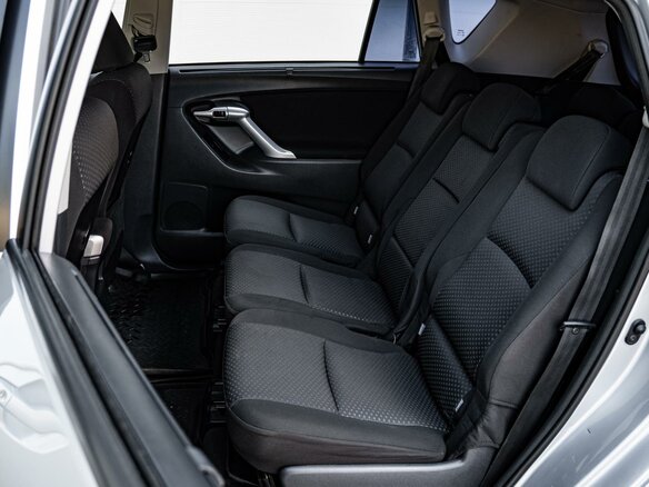 2011 Toyota Verso I, серебристый - вид 9