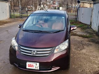 2011 Honda Freed I Рестайлинг, красный, 1120000 рублей, вид 3