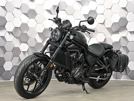 2022 Honda CMX 1100 Rebel, серый, 1099000 рублей, вид 2