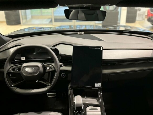 2026 Geely Cityray, серебристый, 3174990 рублей - вид 5