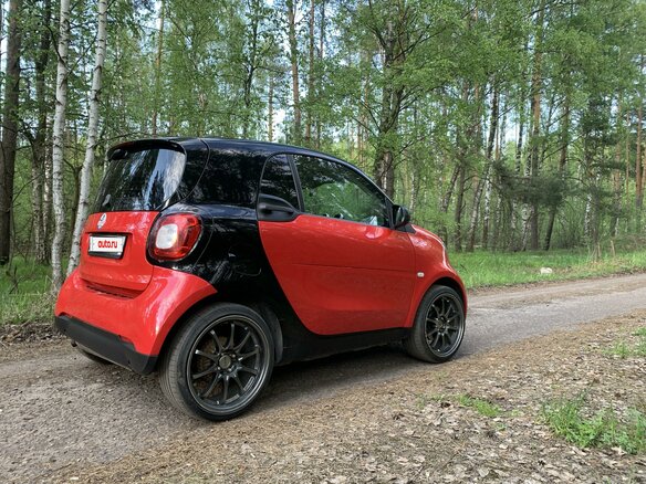 2017 Smart Fortwo III, красный, 1300000 рублей - вид 7