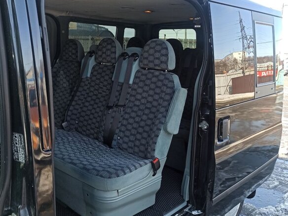 2011 Ford Tourneo, чёрный, 1200000 рублей - вид 4
