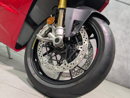 2024 Ducati Panigale V4, красный, 3200000 рублей, вид 2