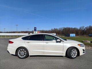 2020 Ford Fusion (North America) II Рестайлинг, белый, 1550000 рублей, вид 4