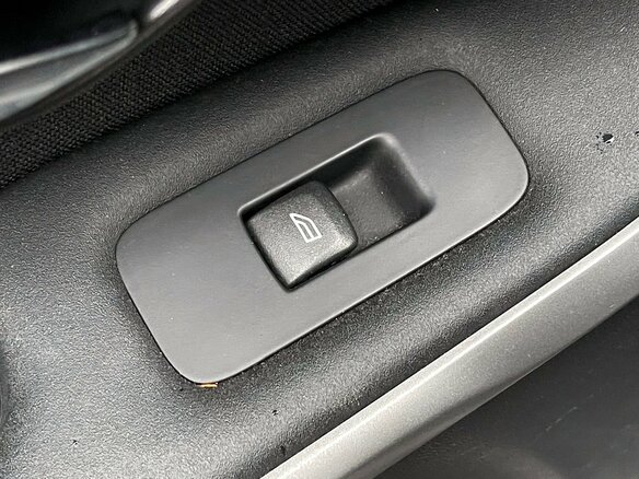 2013 Volvo V40 Cross Country I, чёрный, 1299000 рублей - вид 19