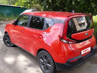 2019 Kia Soul III, красный, 1380000 рублей, вид 4
