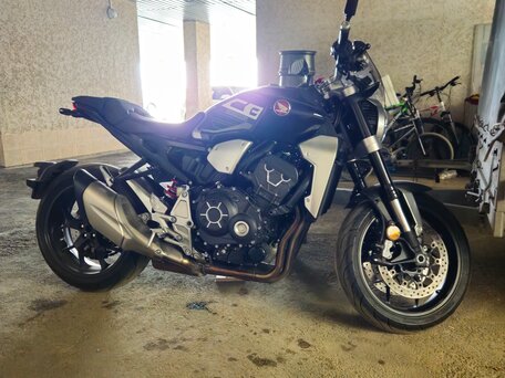 2018 Honda CB 1000R, чёрный, 890000 рублей, вид 3