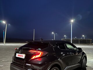 2017 Toyota C-HR I, чёрный, 1800000 рублей, вид 5