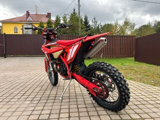 2023 Beta RR 2T 250/300, красный, 650000 рублей, вид 3