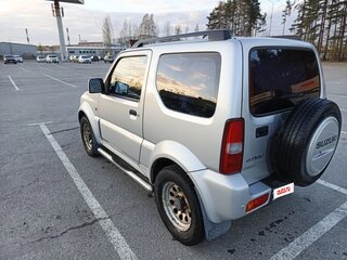 2007 Suzuki Jimny III Рестайлинг 1, серебристый, 850000 рублей, вид 4