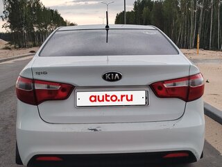 2014 Kia Rio 6-speed III, белый, 820000 рублей, вид 5