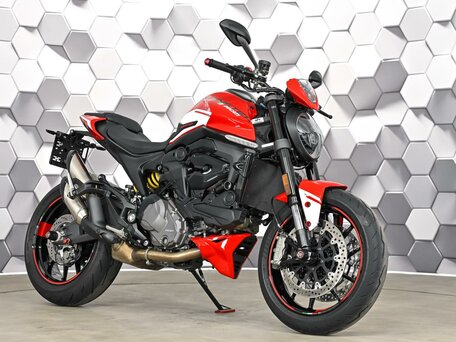 2023 Ducati Monster 937, красный, 899000 рублей, вид 1