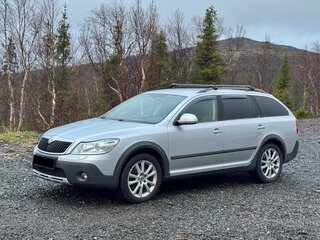 2012 Skoda Octavia II (A5) Рестайлинг, серебристый, 1380000 рублей, вид 1