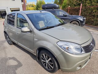 2011 Renault Sandero I, бежевый, 620000 рублей, вид 2