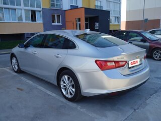 2018 Chevrolet Malibu IX, серебристый, 1080000 рублей, вид 5