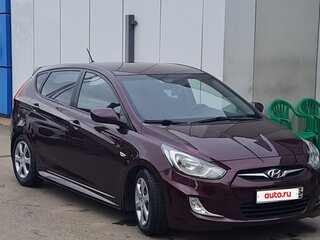 2011 Hyundai Solaris I, фиолетовый, 780000 рублей, вид 2