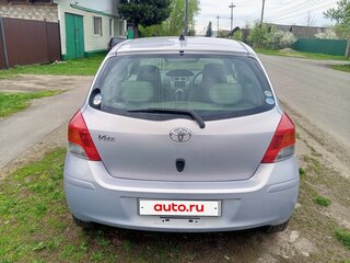 2010 Toyota Vitz II (XP90), серый, 760000 рублей, вид 5